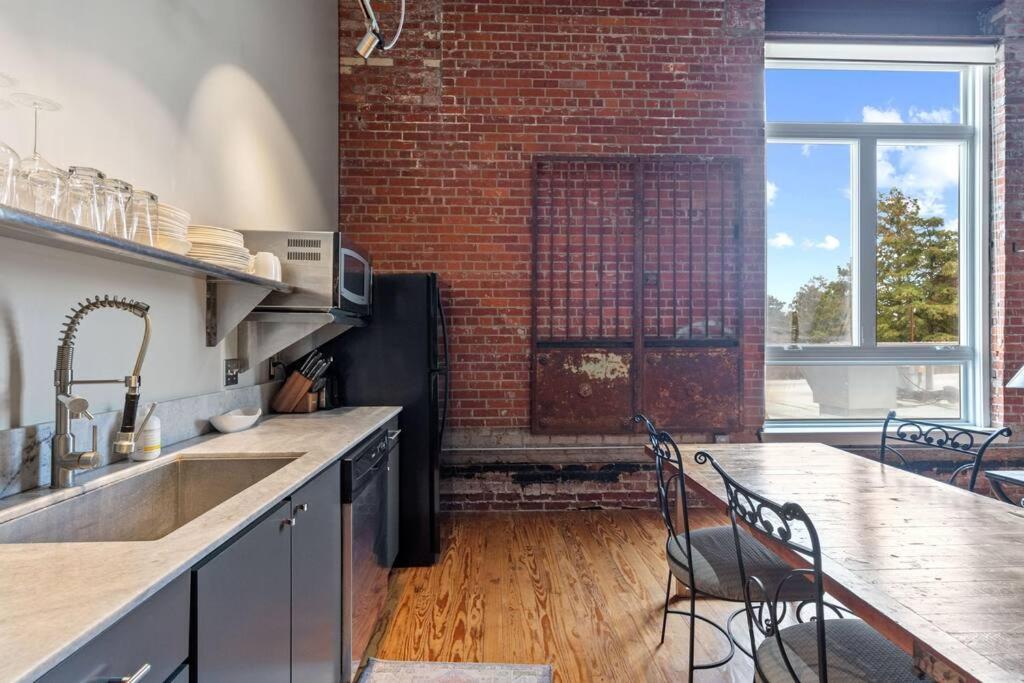 Cajun Stays-Buchanan Loft #4 Lafayette Extérieur photo